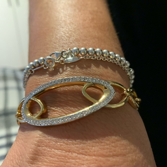 🌸HOST PICK🌸 Swarovski bracelet with crystals - Picture 2 of 7